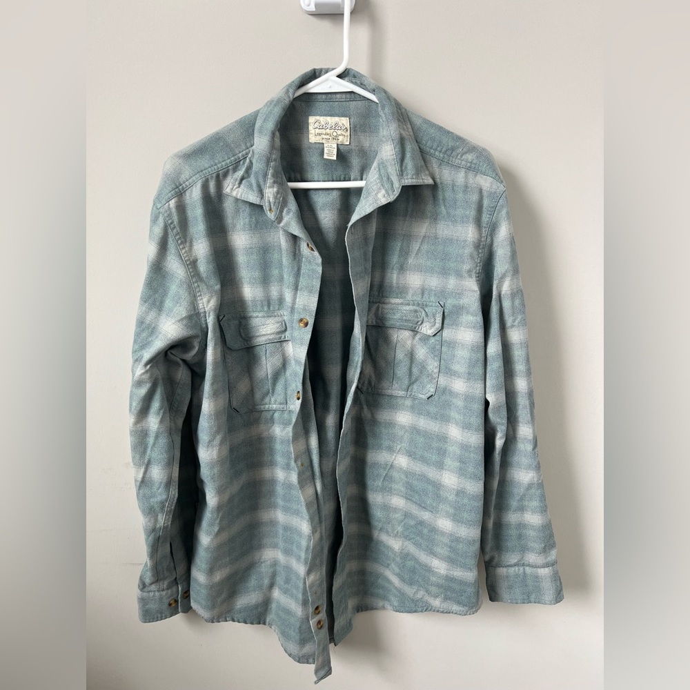 Men’s button down. Cabela’s brand.